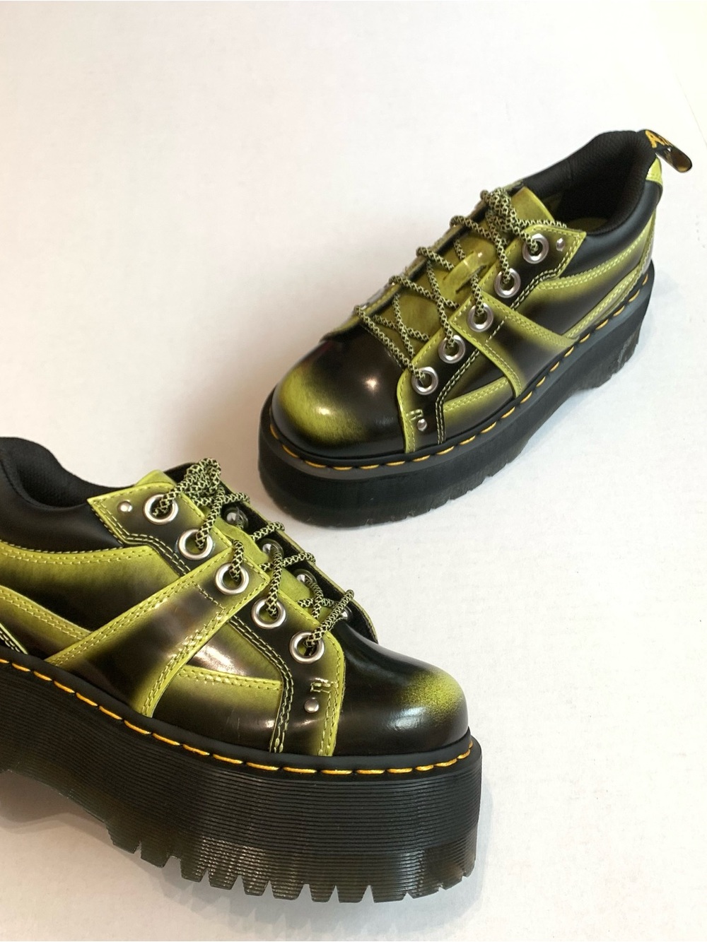 Dr. Martens 5 Eye Distressed Quad Max Platform Arcadia Green Shoes Women’s Sz 7 - Picture 4 of 8